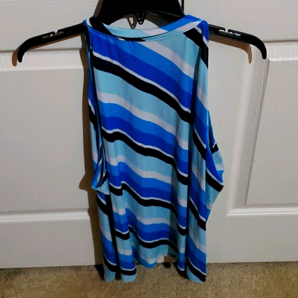 Blouse - Picture 4 of 4